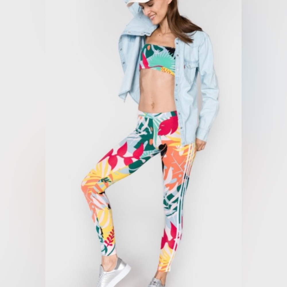 Adidas Originals
WOMENS ADIDAS TROPICAL 3-STRIPES TIGHT Leggings